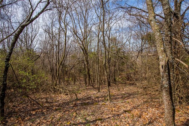 Dinsmore Trail, Fayetteville, AR 72701
