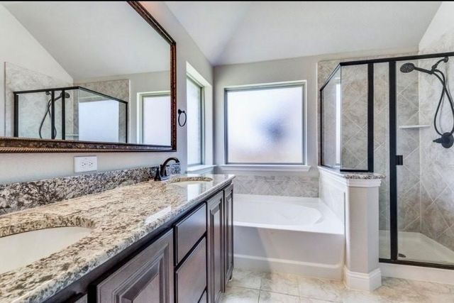 609 W North Creek Drive, Sherman, TX 75092