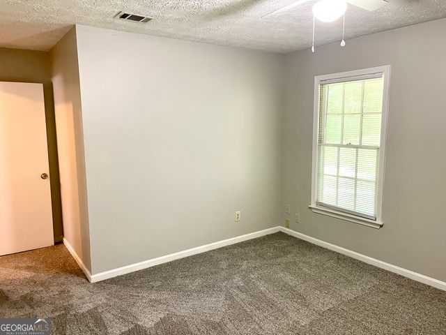 315 Chase Drive, Fayetteville, GA 30214