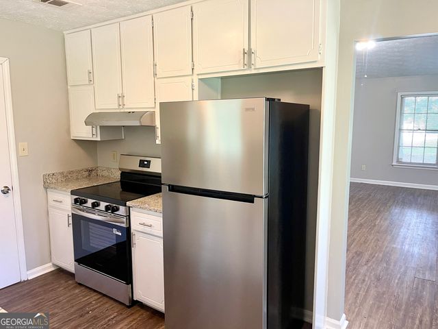 315 Chase Drive, Fayetteville, GA 30214