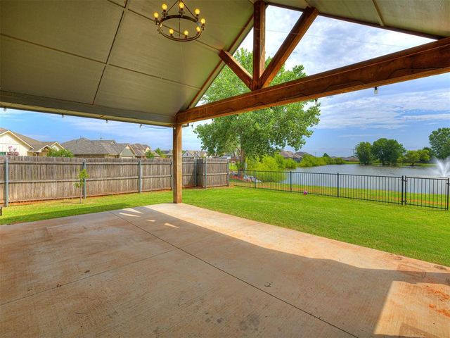 3400 Upland Ridge Drive, Yukon, OK 73099