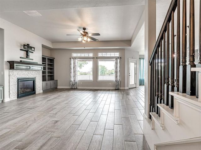 3400 Upland Ridge Drive, Yukon, OK 73099