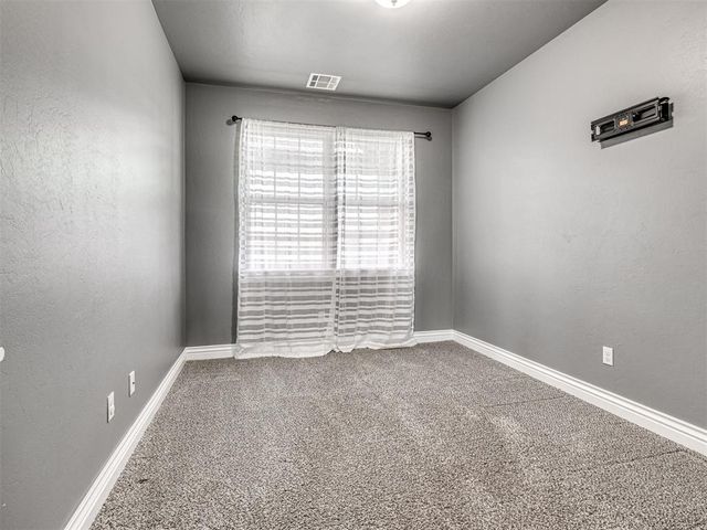 3400 Upland Ridge Drive, Yukon, OK 73099