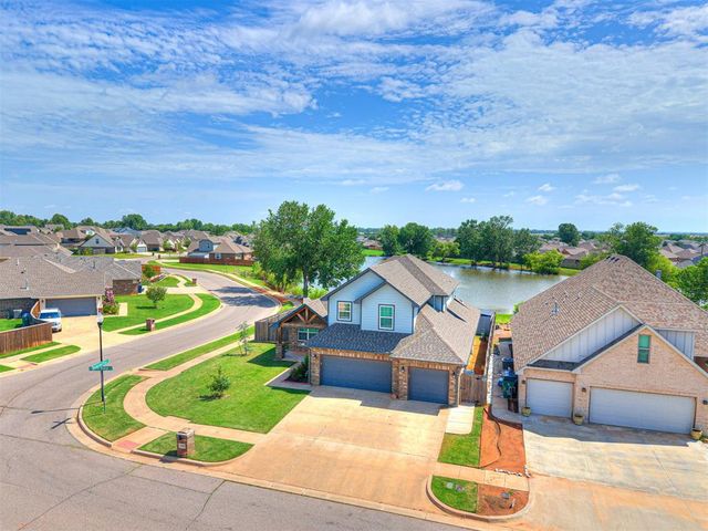 3400 Upland Ridge Drive, Yukon, OK 73099