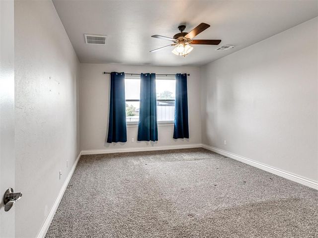 3400 Upland Ridge Drive, Yukon, OK 73099