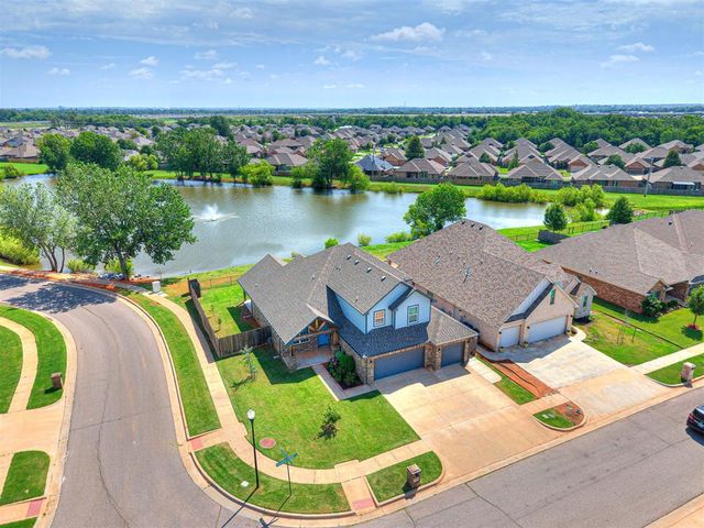 3400 Upland Ridge Drive, Yukon, OK 73099