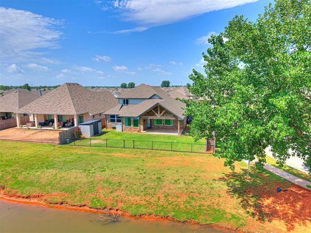 3400 Upland Ridge Drive, Yukon, OK 73099