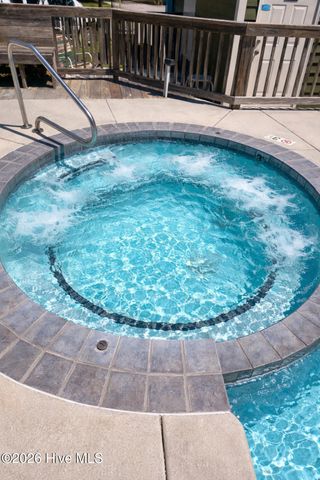 901 Cedarwood Village, Morehead City, NC 28557