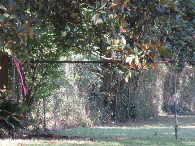 Kawanee Dr, Pensacola, FL 32514