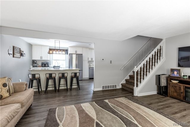 106 Dorset Drive, Lancaster, NY 14043