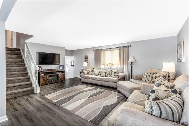 106 Dorset Drive, Lancaster, NY 14043