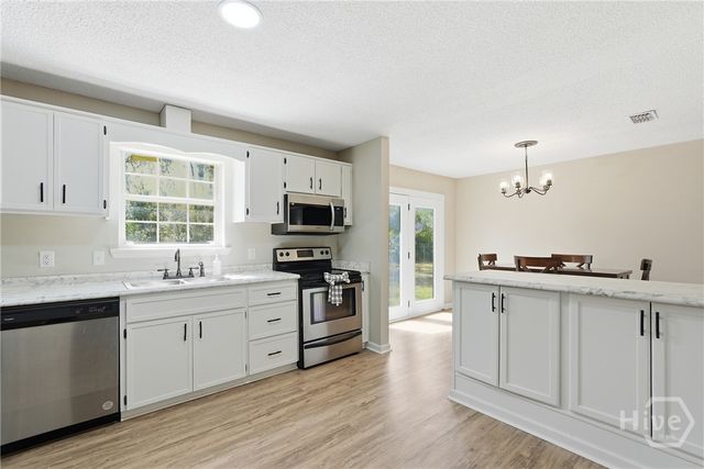 205 Pamela Drive, Allenhurst, GA 31301