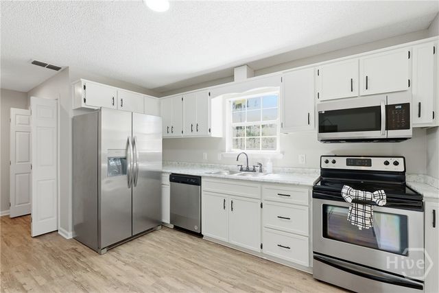 205 Pamela Drive, Allenhurst, GA 31301