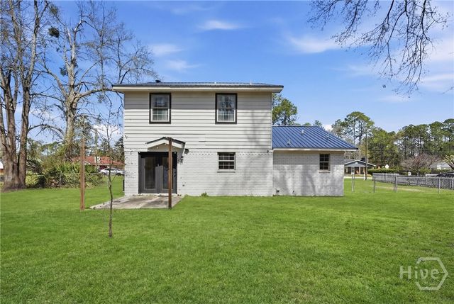 205 Pamela Drive, Allenhurst, GA 31301