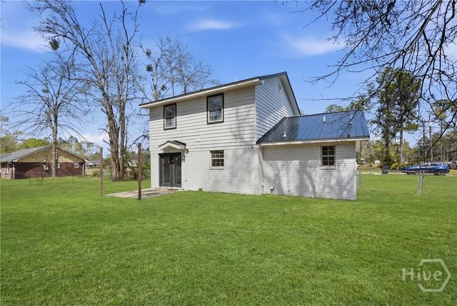 205 Pamela Drive, Allenhurst, GA 31301