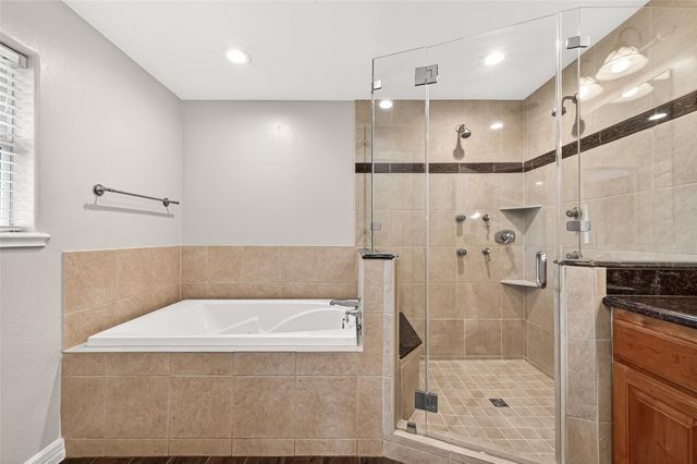 903 Sugarfield Court, Sugar Land, TX 77498