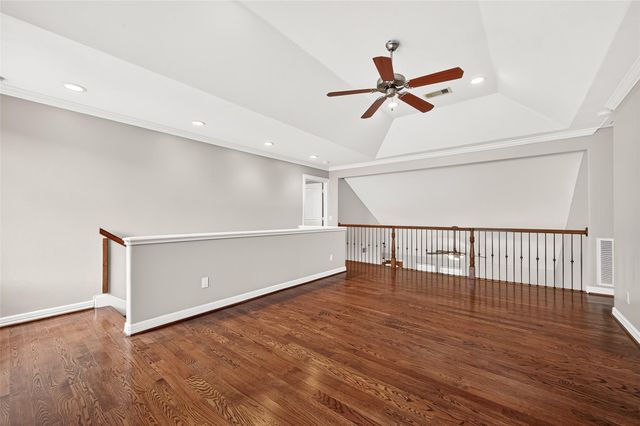 903 Sugarfield Court, Sugar Land, TX 77498