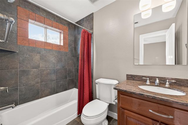 903 Sugarfield Court, Sugar Land, TX 77498