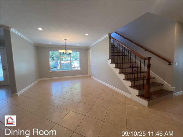 903 Sugarfield Court, Sugar Land, TX 77498