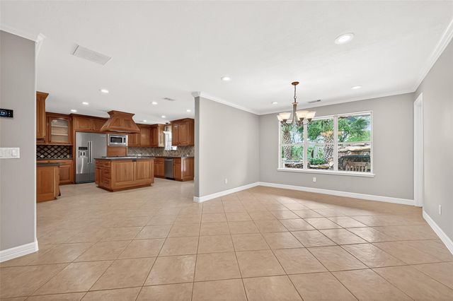 903 Sugarfield Court, Sugar Land, TX 77498