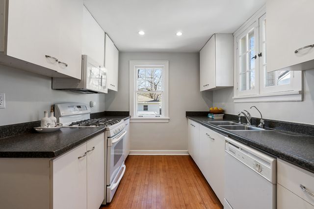 2336 Grey Avenue, Evanston, IL 60201