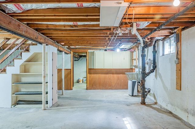 124 King Hill Road, Braintree, MA 02184