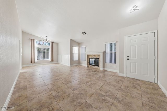 6934 Wood Bark Drive, Las Vegas, NV 89119