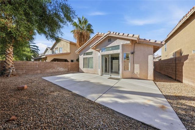 6934 Wood Bark Drive, Las Vegas, NV 89119