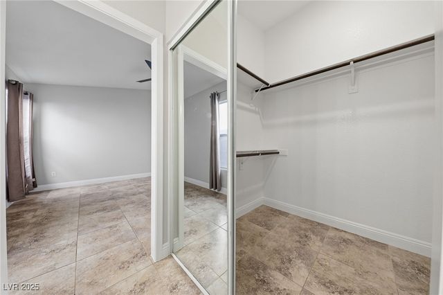 6934 Wood Bark Drive, Las Vegas, NV 89119