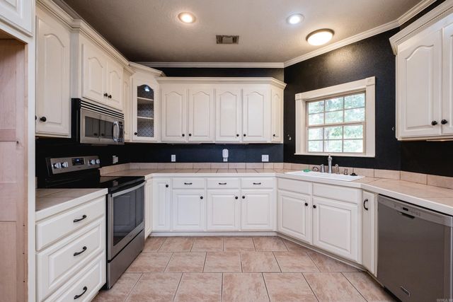 183 Plantation Drive, Mayflower, AR 72106