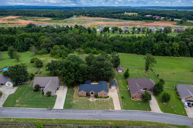 183 Plantation Drive, Mayflower, AR 72106
