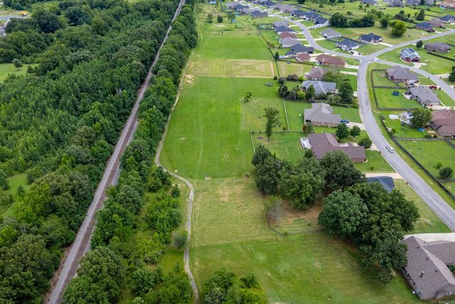 183 Plantation Drive, Mayflower, AR 72106
