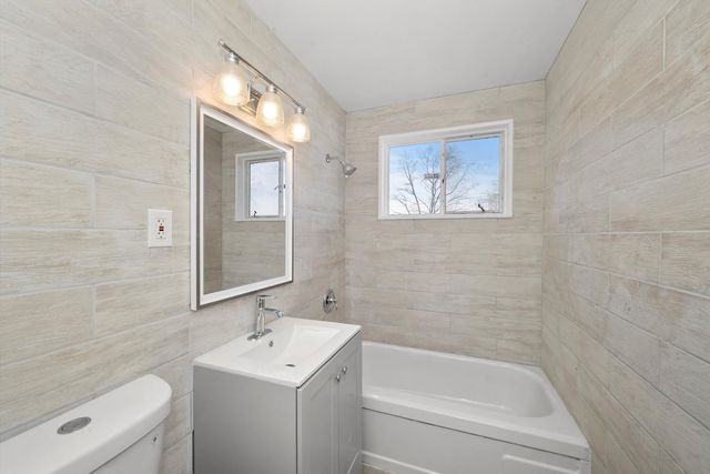 226 S Orchard Drive, Park Forest, IL 60466