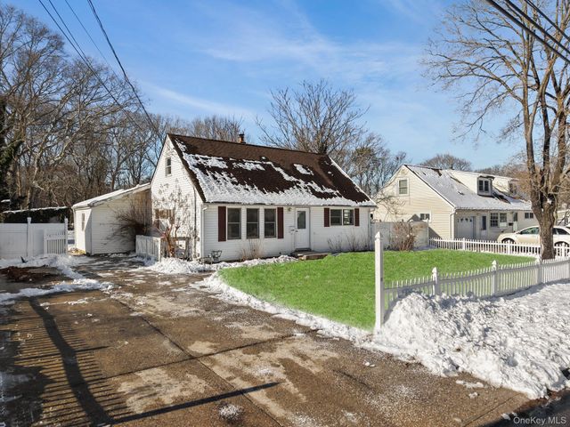 159 Noel Drive, Centereach, NY 11720