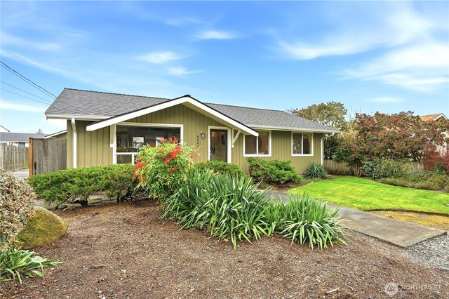 8031 Florida Dr, Everett, WA 98203