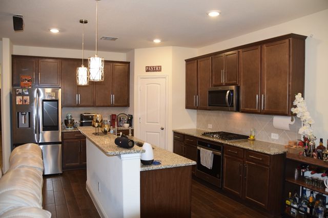 414 Parkford Drive, Fate, TX 75087