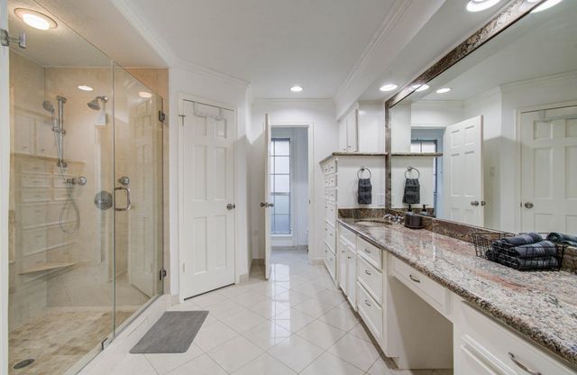 5135 Westerham Place, Houston, TX 77069