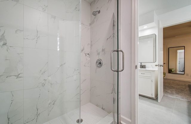 5135 Westerham Place, Houston, TX 77069