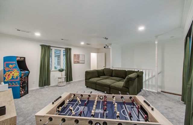 5135 Westerham Place, Houston, TX 77069