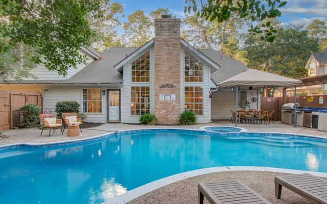 5135 Westerham Place, Houston, TX 77069