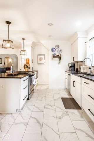 104 E 46th Street, Indianapolis, IN 46205