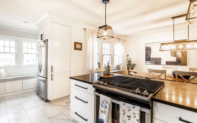 104 E 46th Street, Indianapolis, IN 46205