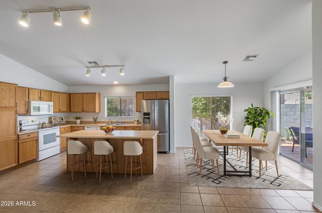 17734 W REDFIELD Road, Surprise, AZ 85388