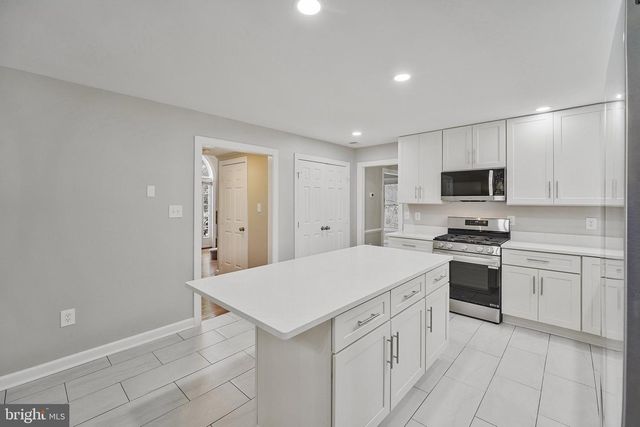 4287 EXETER DR, Dumfries, VA 22025