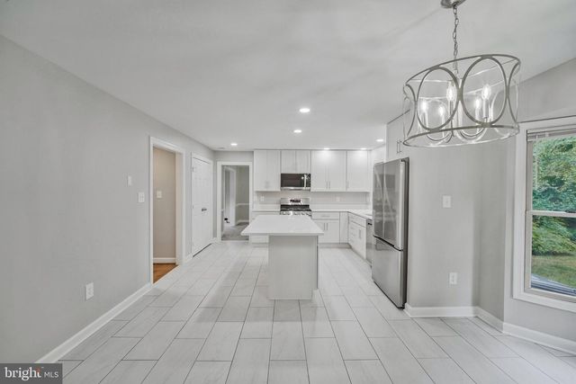 4287 EXETER DR, Dumfries, VA 22025