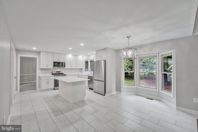 4287 EXETER DR, Dumfries, VA 22025