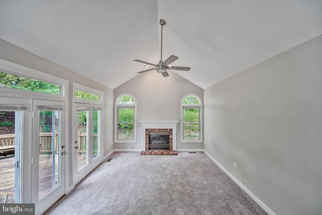4287 EXETER DR, Dumfries, VA 22025
