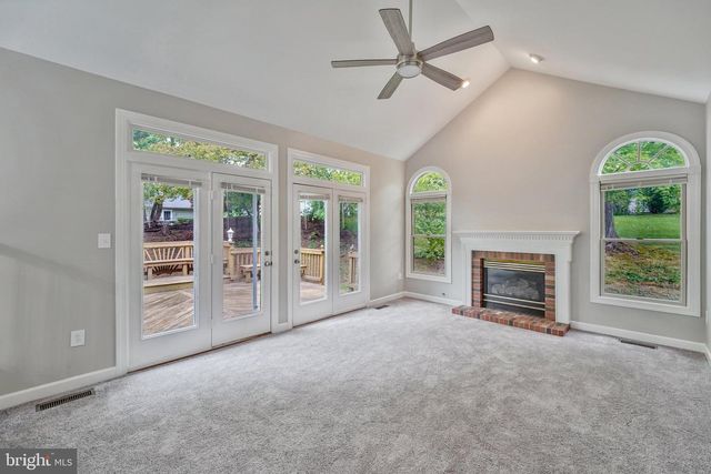 4287 EXETER DR, Dumfries, VA 22025