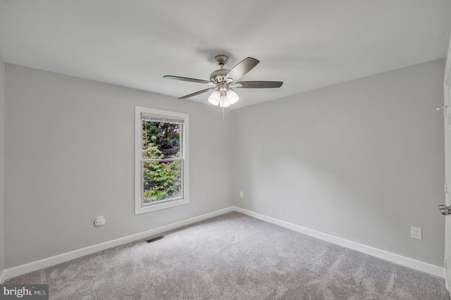 4287 EXETER DR, Dumfries, VA 22025