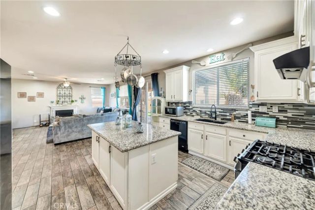 4019 W Avenue J9, Lancaster, CA 93536